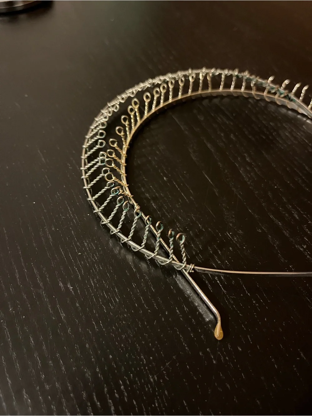 Vintage Metal Wire Double Comb Headband Silver Tone Hair Accessory